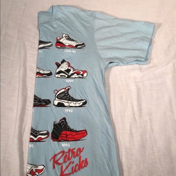 Jordan Retro Kicks Graphic Shirt - Picture 5 of 5